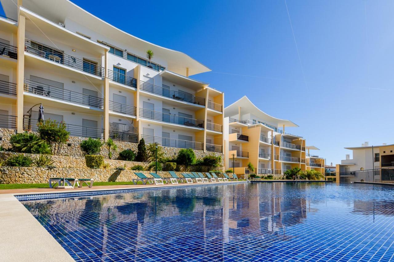 Bnb Homes Ocean View Apartment With Relax Terrace, 2 Swimming Pools & Tennis Court Albufeira Exterior photo