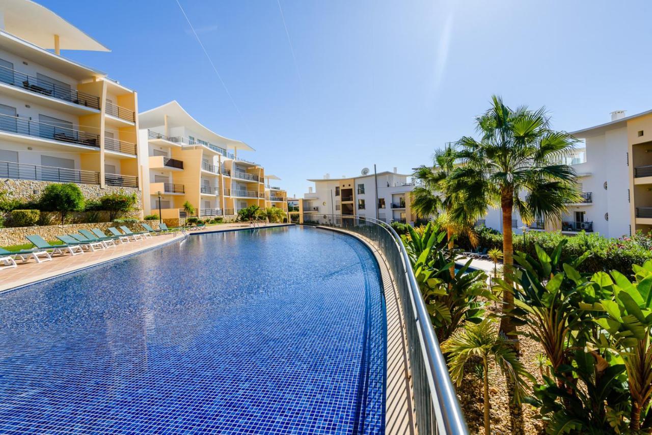 Bnb Homes Ocean View Apartment With Relax Terrace, 2 Swimming Pools & Tennis Court Albufeira Exterior photo