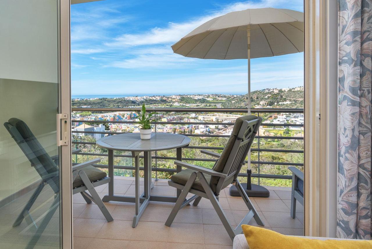 Bnb Homes Ocean View Apartment With Relax Terrace, 2 Swimming Pools & Tennis Court Albufeira Exterior photo